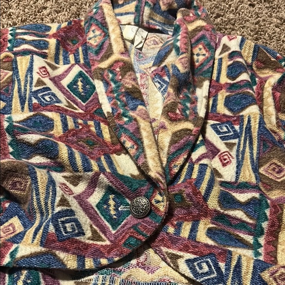 Colorful Geometric Patterned Jacket - Picture 2 of 4